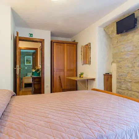 Stunning In With House A Panoramic View Buje