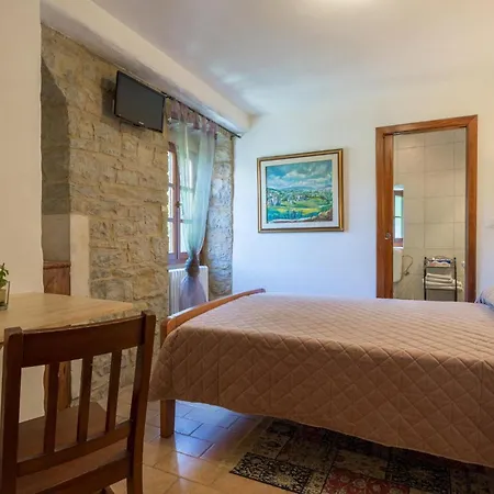 Stunning In With House A Panoramic View Nyaraló Buje
